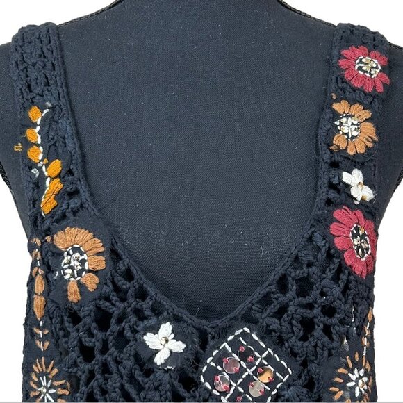 Free People NWT Black Sheer Embroidered Crochet Back Tie Tank Top Size XS - Picture 11 of 13